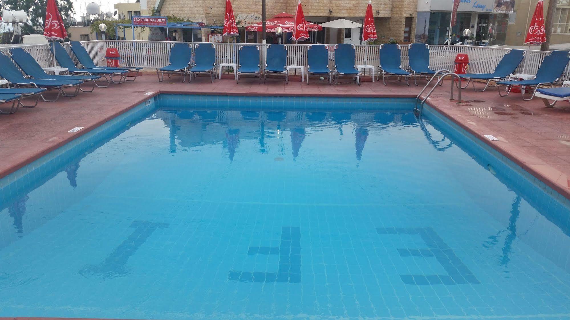 Efi Hotel Apts Ayia Napa Exteriér fotografie